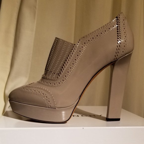 Givenchy Shoes - New, Authentic GIVENCHY leather Dove grey